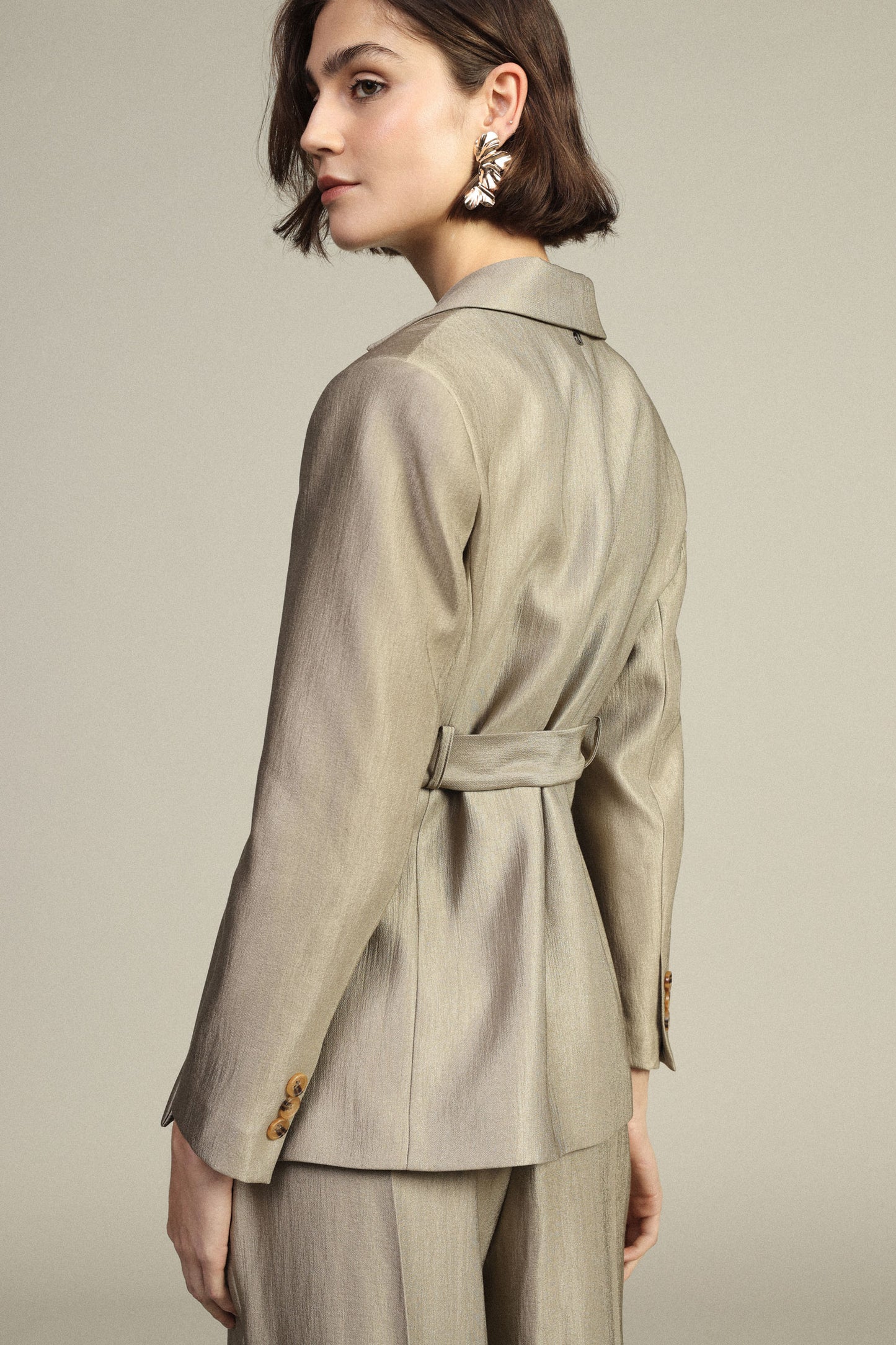 Shirt Jacket With Belt And Side Slit