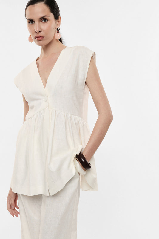 Long vest with central single button fastening – JUST11 women's fashion