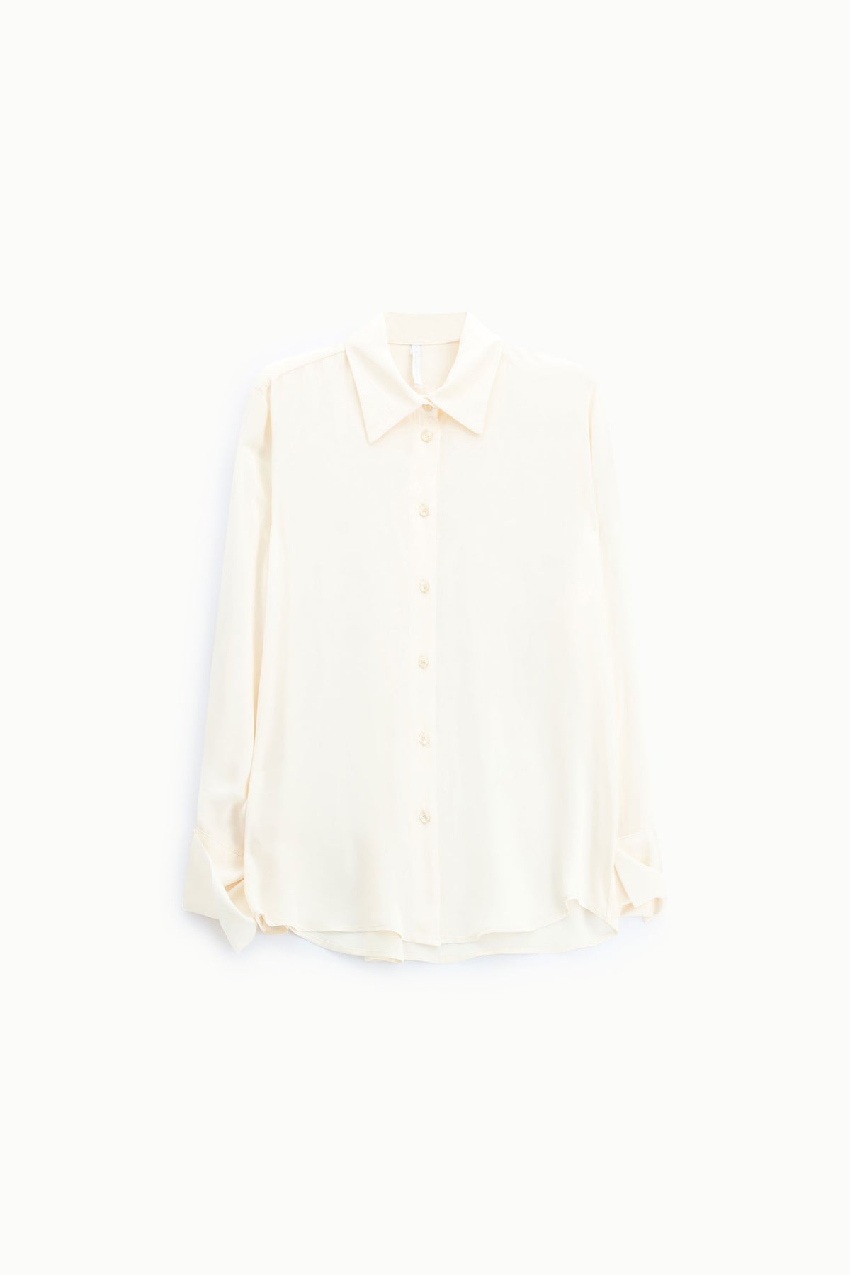 Regular-fit shirt with classic collar and buttons