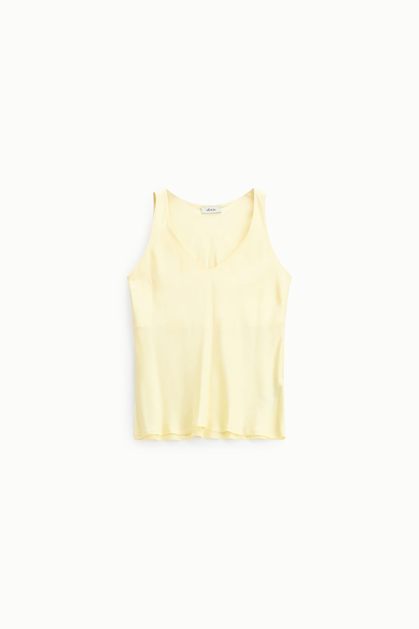 V-neck top straight cut sleeveless
