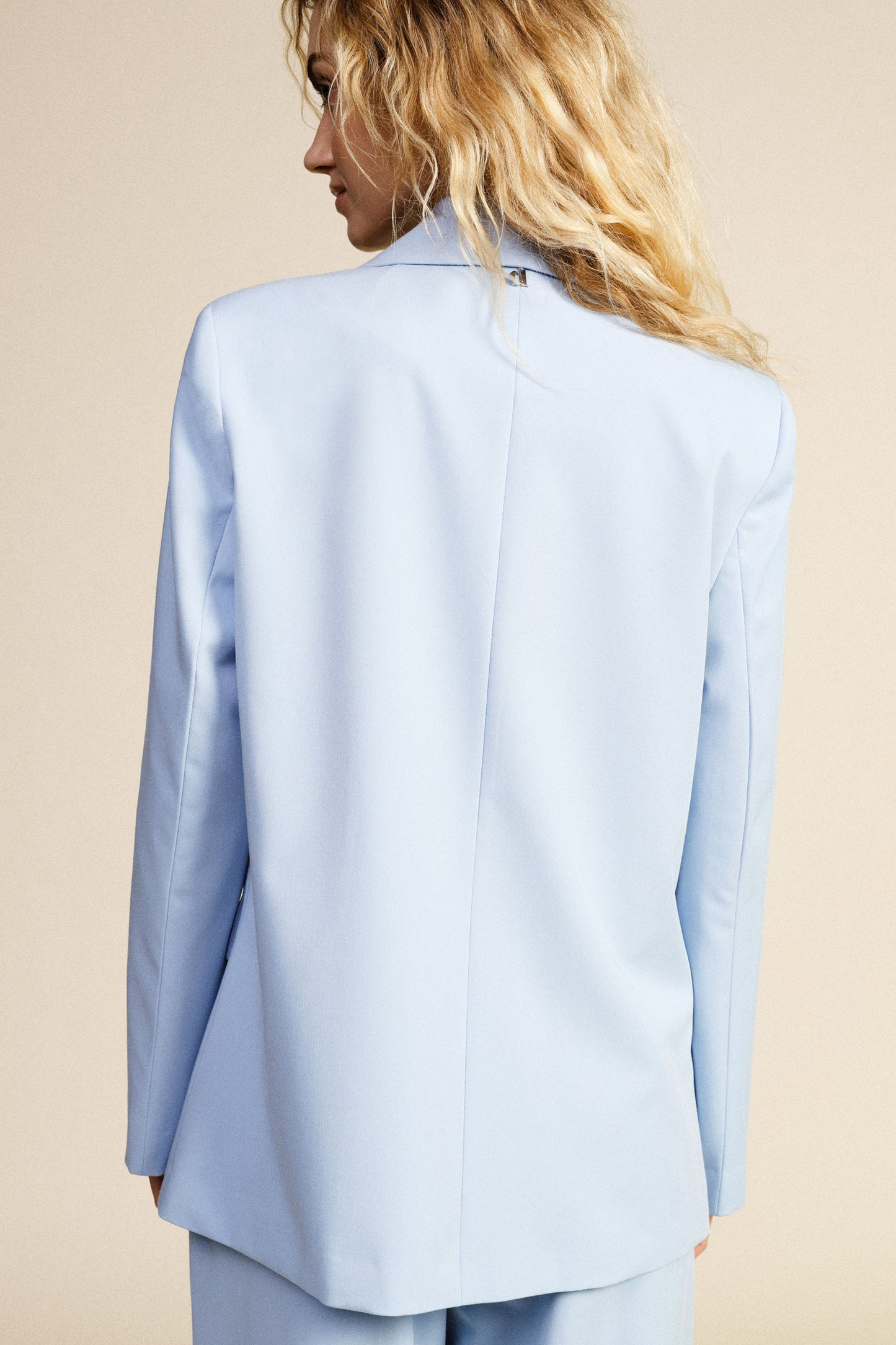 Blazer single-breasted with flap pockets