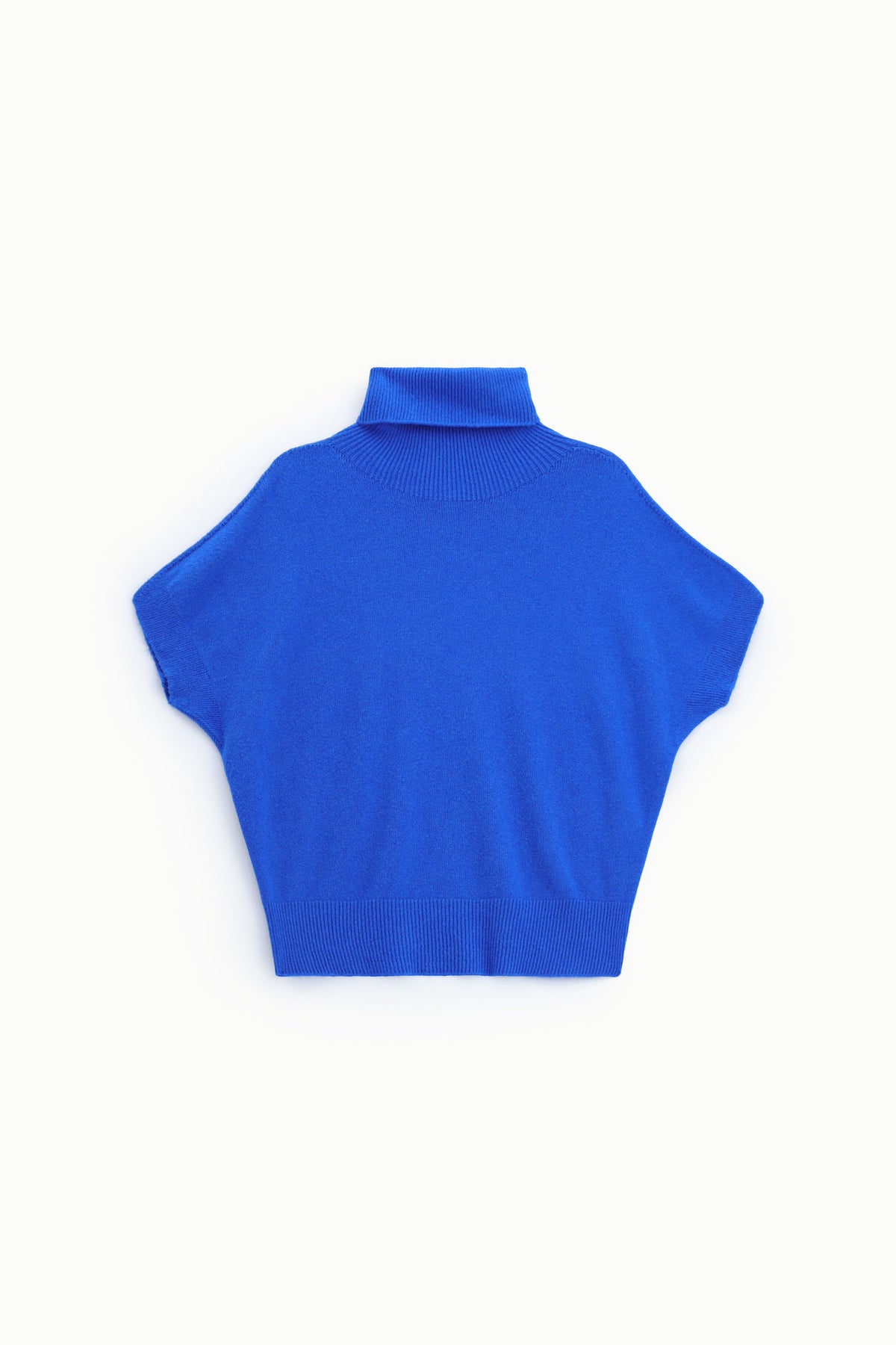 Sleeveless ribbed turtleneck sweater