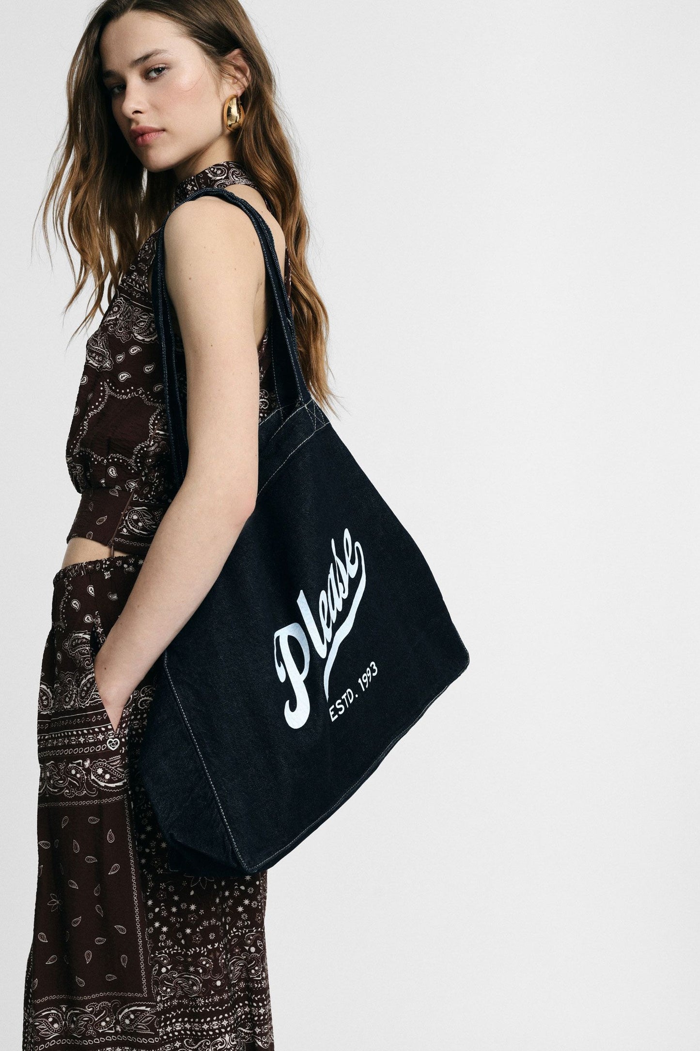 Large shopper bag with logo print