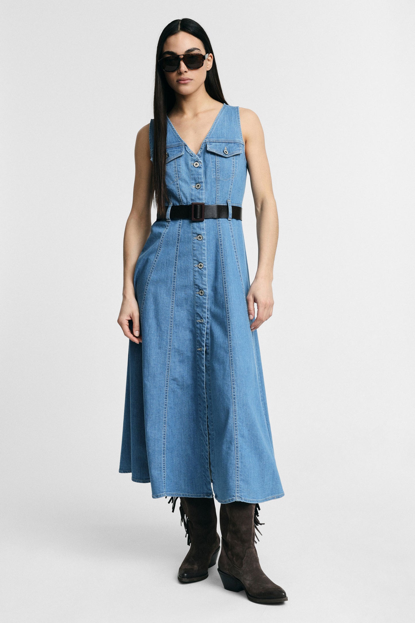 Midi flared dress with front pockets and belt