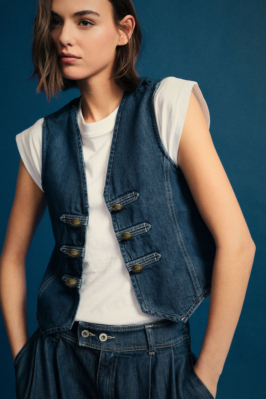 Denim vest with toggle closure – JUST11 women's fashion
