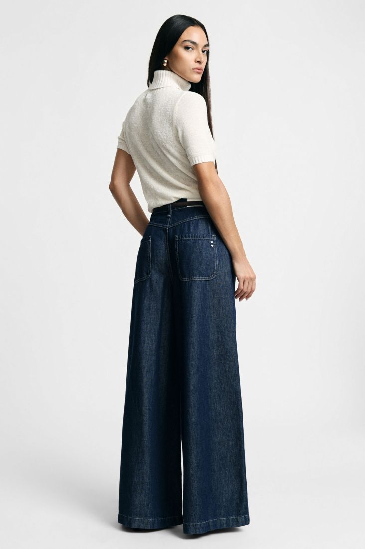 Jeans with extra wide leg mid-rise