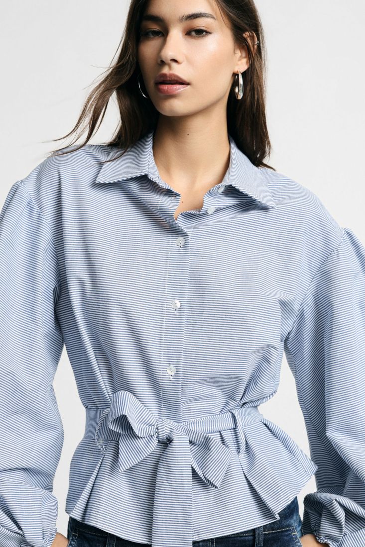Belted shirt with wide striped sleeves
