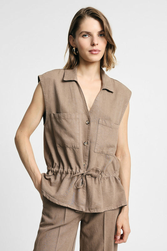 Vest with button front, pockets and drawstring waist – JUST11 women's fashion