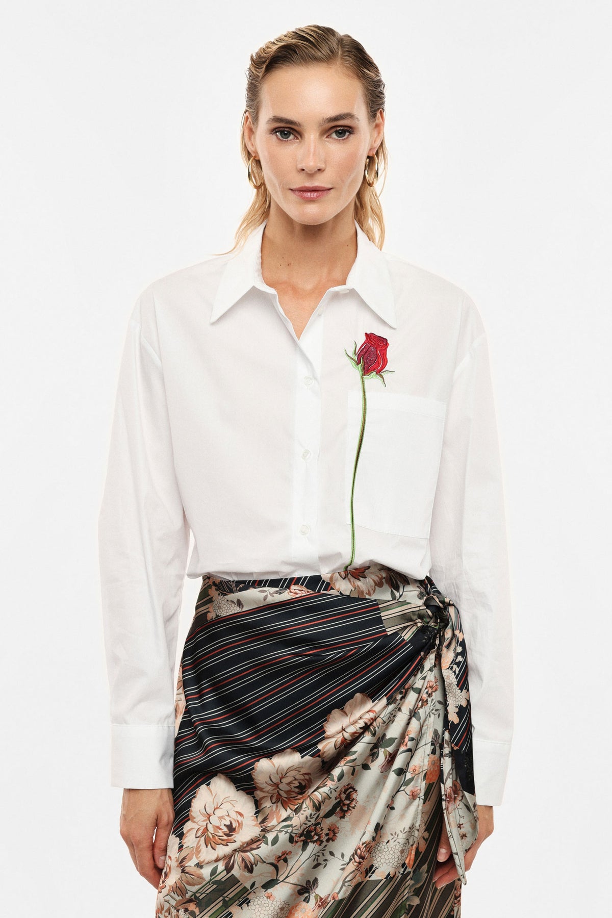 Shirt with embroidered rose - White